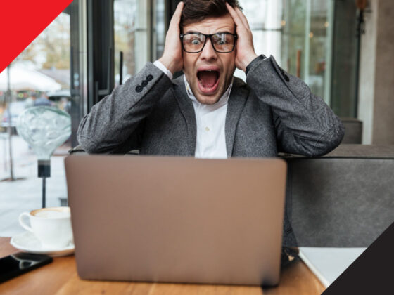 Vale a pena contratar um designer ou usar ferramentas online gratuitas?